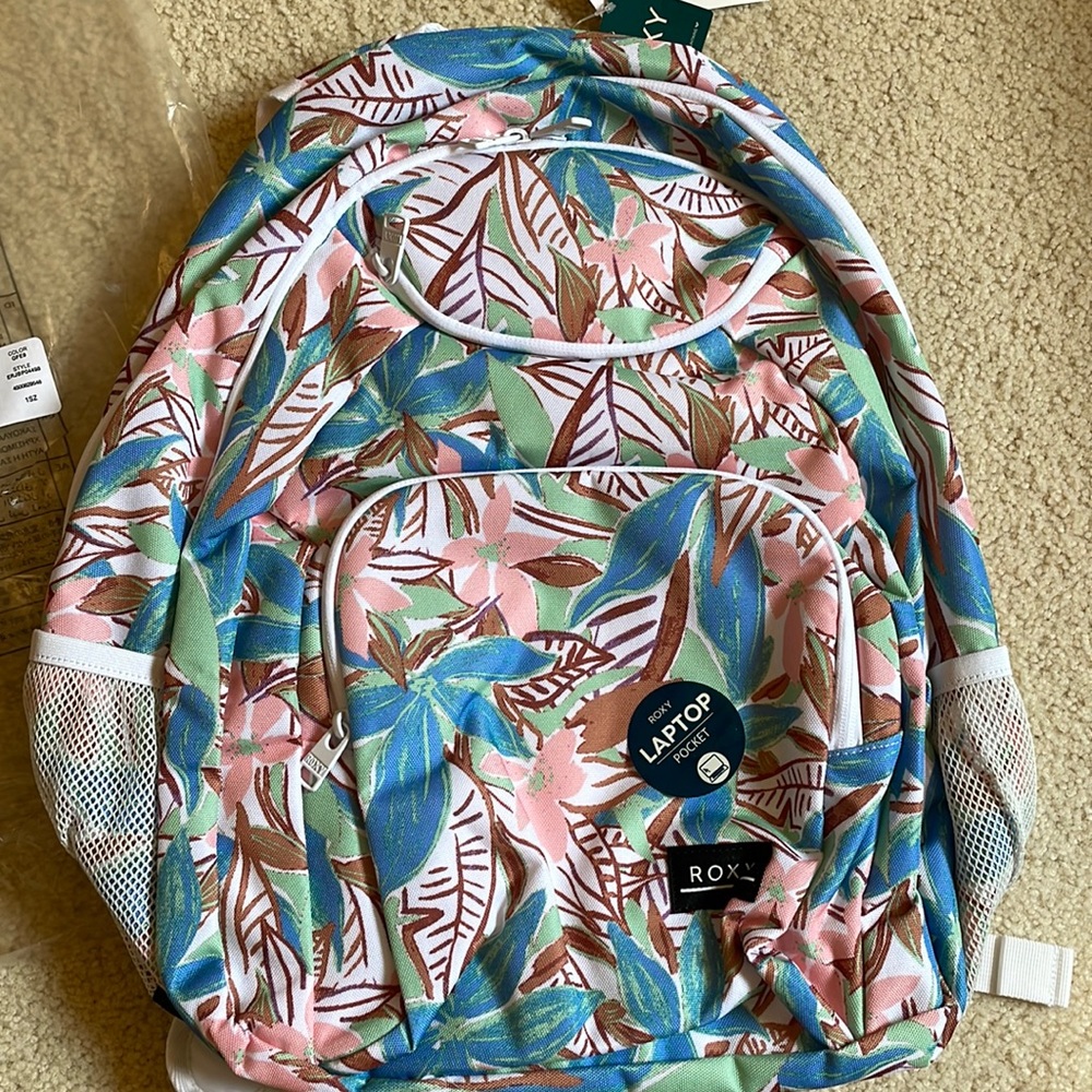 Roxy laptop backpack with tropical hawaiian print.